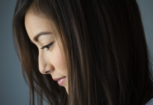 Cả nhà ra sức vun vén cho em chồng với giám đốc công ty tôi mà không hề biết bí mật đáng sợ cô ấy đang che giấu