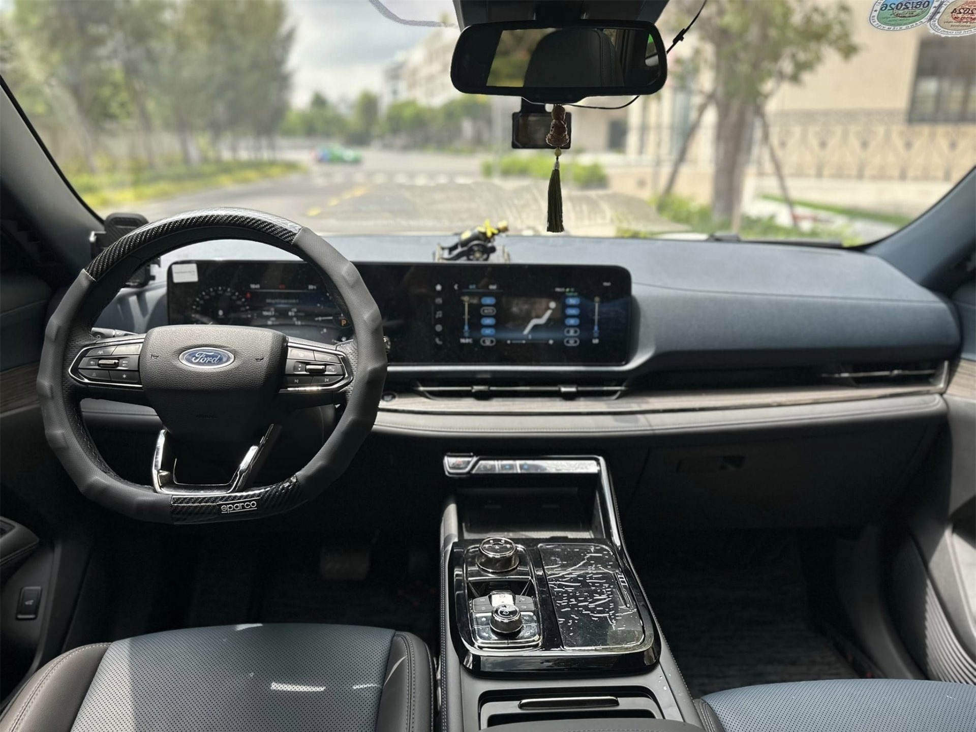 Lăn bánh chưa đầy 1 năm, Ford Territory ‘siêu lướt’ được chào bán với giá khó tin