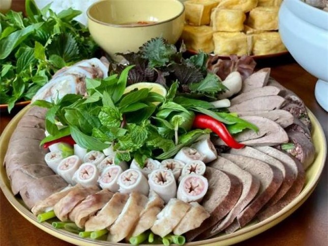 Những 'đại kỵ' cần tránh khi ăn lòng lợn kẻo rước cả ổ vi khuẩn vào người ảnh 2