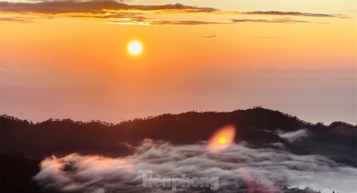 'Săn mây, đón bình minh' trên đỉnh núi lửa Batur ảnh 3