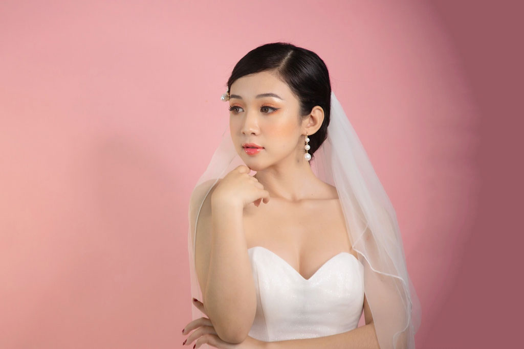 Hoa khôi 2K cộng tác với VTV từ năm 18 tuổi