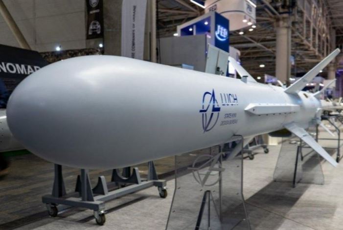 Tên lửa Neptune được nâng tầm bắn lên 400 km để tấn công mục tiêu mặt đất