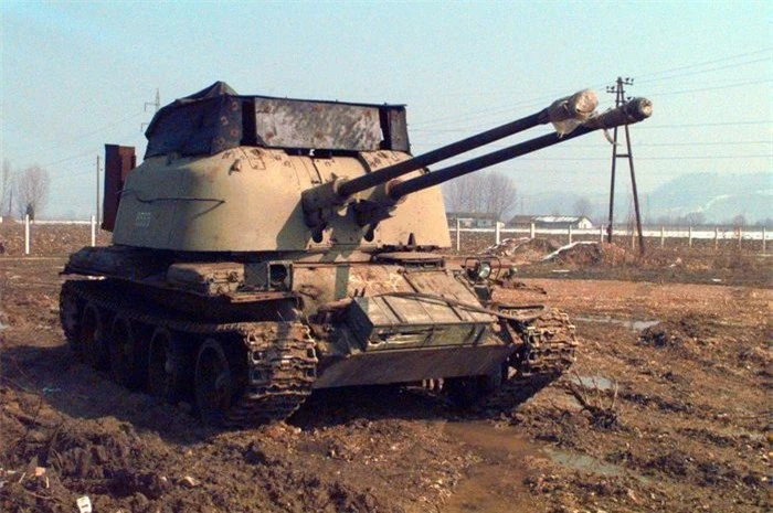 Pháo phòng không tự hành ZSU-57-2 do Liên Xô chế tạo với biệt danh 