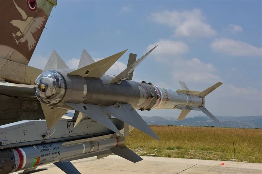 Quân sự thế giới hôm nay (11-9): Singapore trang bị tên lửa thế hệ thứ 5 Python-5 cho máy bay chiến đấu