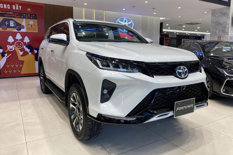 Điểm mặt 5 mẫu SUV giảm giá "sập sàn" cuối tháng Ngâu