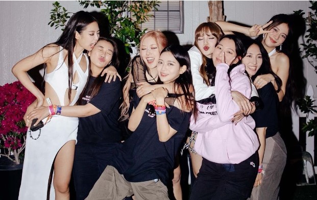 4 quản lý của BLACKPINK: Style ấn tượng, 1 người sở hữu nhan sắc nổi bật không kém hot girl