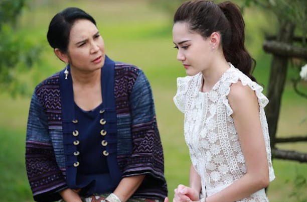 Tân hôn chồng cứ đòi ngủ riêng, nửa đêm sang xem tôi hốt hoảng thấy hành động của anh