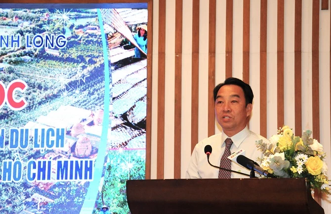 Chủ tịch UBND tỉnh Lữ Quang Ngời phát biểu tại hội thảo.