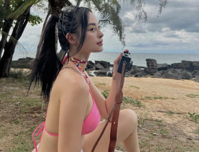 Loạt ảnh siêu nóng bỏng của nàng mẫu Việt được báo Thái gọi là "Mai Davika phiên bản Việt"