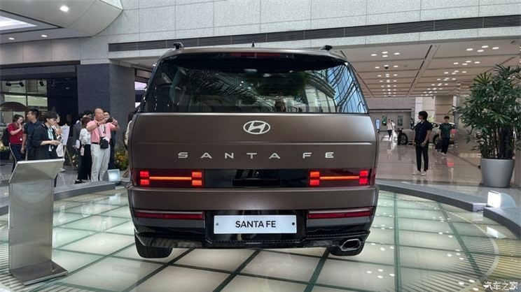 Hyundai Santa Fe thế hệ mới chốt thời điểm ra mắt thị trường ‘hàng xóm’, chờ ngày về Việt Nam
