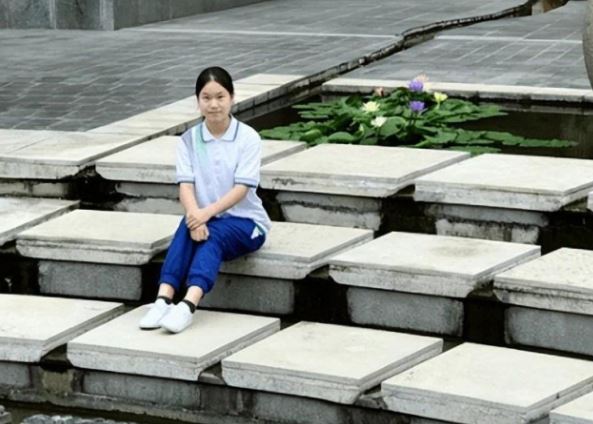 Từng gây sốc vì tuyên bố không thèm thi Thanh Hoa hay Bắc Đại, nữ thần đồng toán học nổi tiếng giờ ra sao?