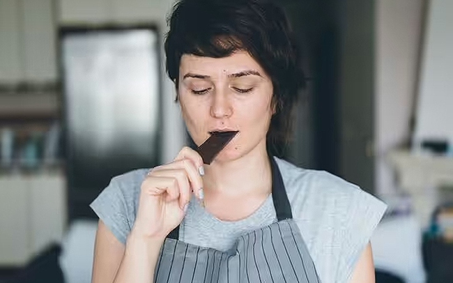 Những loại thực phẩm ăn ban ngày có thể gây mất ngủ