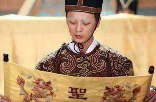 Vì sao thời xưa không ai dám làm giả thánh chỉ? Chuyên gia tiết lộ hãy nhìn vào chữ đầu tiên