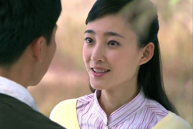 "Nữ thần mặt mộc" 20 năm nhan sắc không đổi, bị tẩy chay vì sống giàu sang trên hàng nghìn tỷ tiền lừa đảo