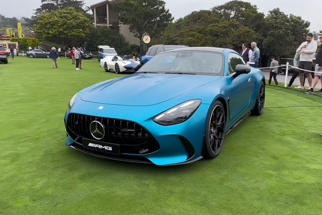 CLIP: Tận mục vẻ đẹp của xe thể thao Mercedes-AMG GT 63 2024