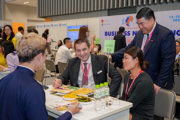 Nông sản Việt gặp nhiều thách thức khi "xuất ngoại"