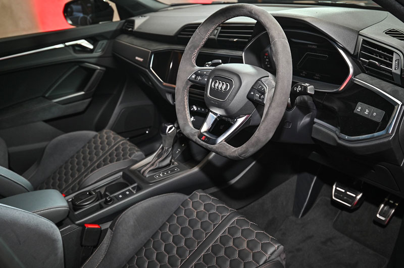 Audi RS Q3 Sportback Edition 10 Years: Công suất 400 mã lực, giới hạn 550 chiếc, giá 3,5 tỷ đồng