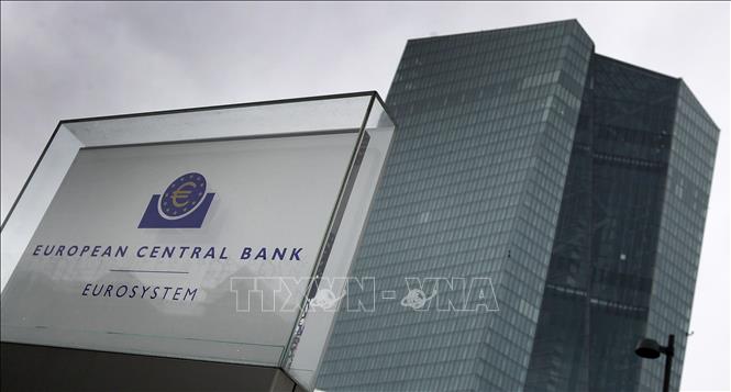 ECB cân nhắc tăng lãi suất lên mức cao kỷ lục nhằm chống lạm phát
