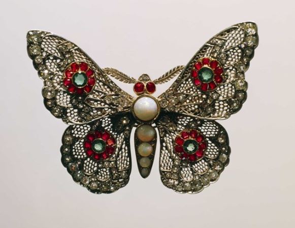 Chiêm ngưỡng những thiết kế trang sức cổ đại lấy cảm hứng từ động vật