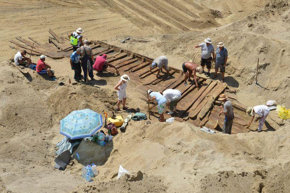 Tàu ma “hiện hình” trong mỏ than sau 1.700 năm mất tích