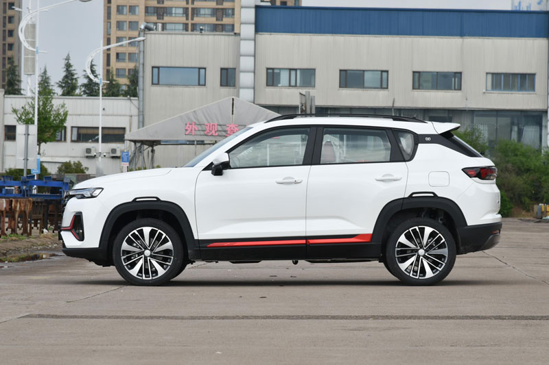 ‘Kẻ hủy diệt’ Toyota Corolla Cross: Động cơ tăng áp, giá chỉ hơn 300 triệu