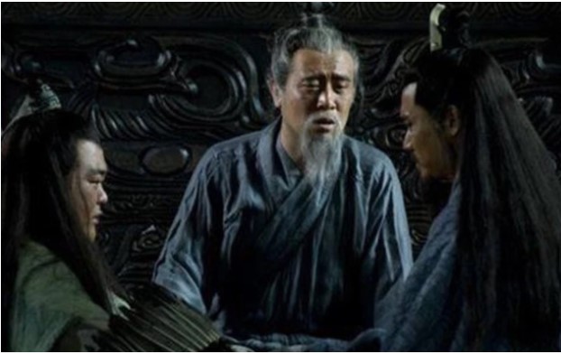 Giao con trai v&#xE0; Th&#x1EE5;c H&#xE1;n cho Gia C&#xE1;t L&#x1B0;&#x1EE3;ng, v&#xEC; sao L&#x1B0;u B&#x1ECB; &#x111;&#x1EC3; l&#x1EA1;i di ng&#xF4;n cho Tri&#x1EC7;u V&#xE2;n?