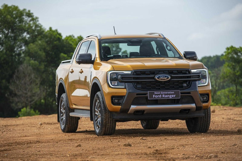 Vướng tháng Ngâu, Ford Ranger vẫn gồng gánh doanh số cả phân khúc bán tải