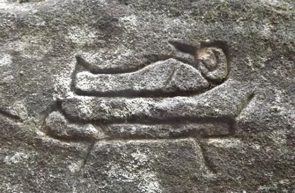 Sự thật về những chữ tượng hình Ai Cập cổ đại được phát hiện ở Úc