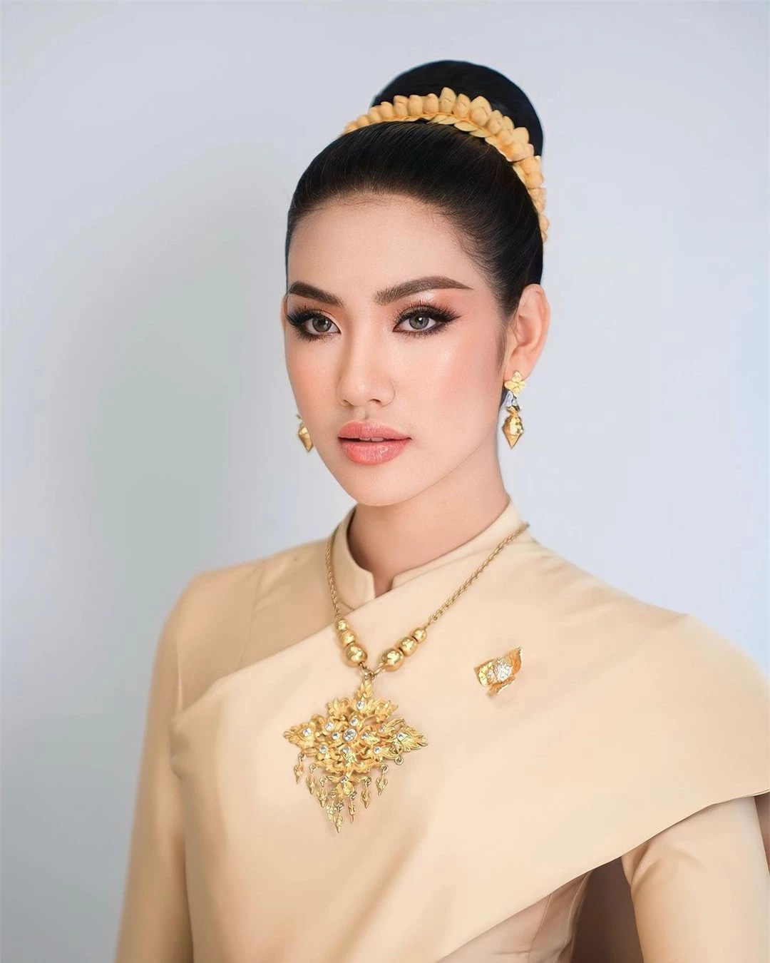 Tân Hoa hậu Hoàn vũ Campuchia được khen ngợi ảnh 15