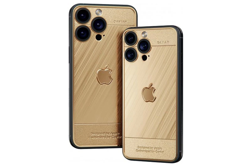 Custom iPhone 15 Pro/Max Ultra Gold.
