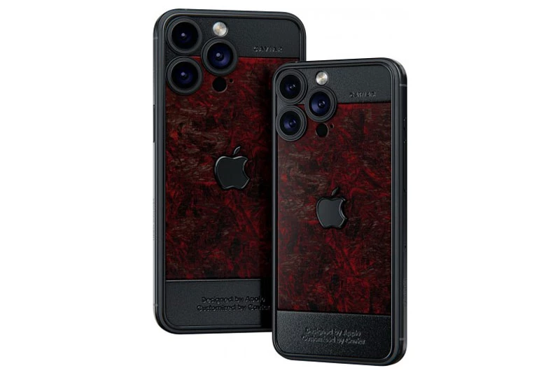 Custom iPhone 15 Pro/Max Dark Red.