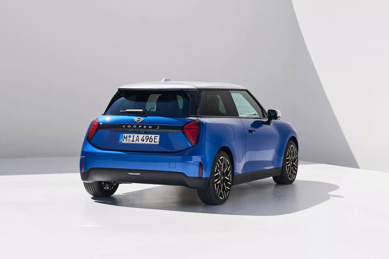 Chi tiết MINI Cooper 2024 vừa ra mắt: Ngày càng tối giản, bỏ gần hết nút bấm, chạy hơn 400km/sạc