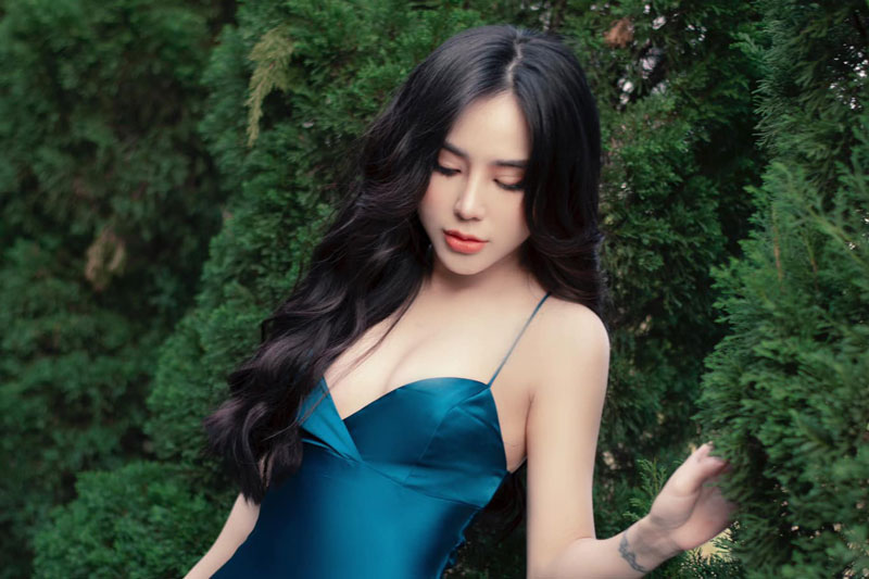 Hot girl nóng bỏng thu hút gần 800 nghìn lượt theo dõi trên Facebook