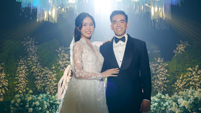 Đám cưới lãng mạn "đẹp như mơ" của Á hậu Phương Anh và chú rể Đắc Đức