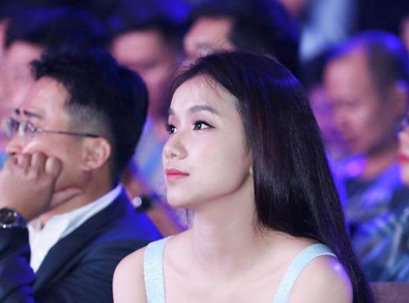 Hoa hậu đầu tiên làm Việt Nam tự hào tại Miss Universe, 16 năm sau nhan sắc không đổi