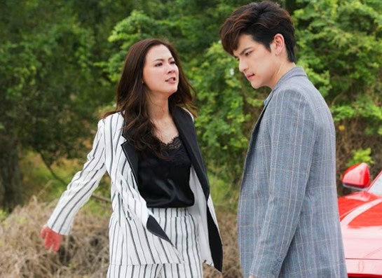 Đánh ghen với bồ của chồng suốt 5 năm, lúc lâm chung chị tôi lại thều thào nắm tay tình địch nhờ cậy