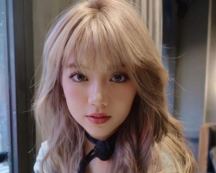 'Hot girl 2K làng game' cập nhật giao diện mới, buông một câu hờ hững khiến anh em xôn xao