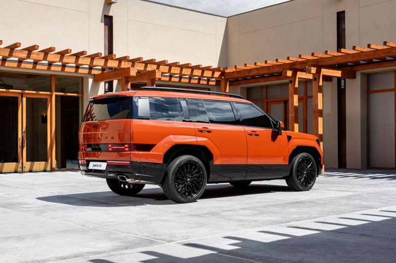 Hyundai tiết lộ lý do Santa Fe 2024 sở hữu thiết kế hình hộp đậm phong cách Land Rover