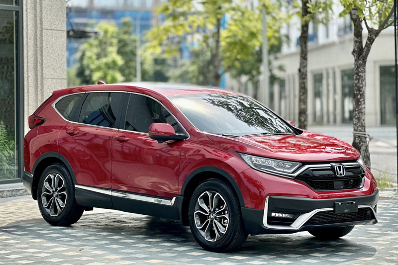 Lăn bánh chưa đầy 1 năm, Honda CR-V 2023 ‘siêu lướt’ xuống giá khó tin