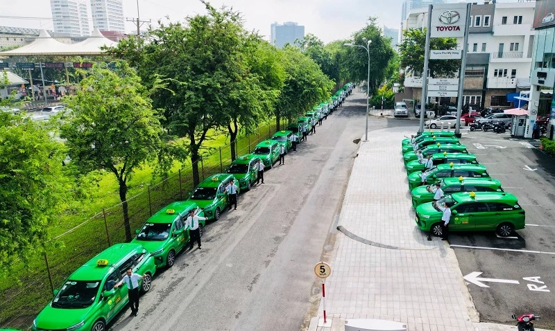 30 xe Toyota Avanza sẽ đi vào hoạt động kinh doanh taxi với thương hiệu Mai Linh tại TP Hồ Chí Minh. 