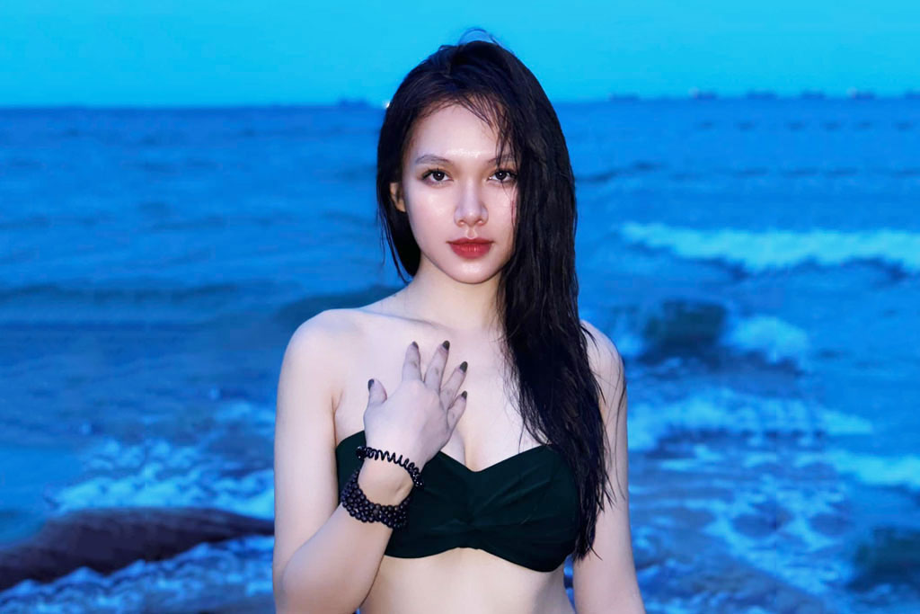 Vẻ đẹp khó cưỡng của bạn gái Nhâm Mạnh Dũng