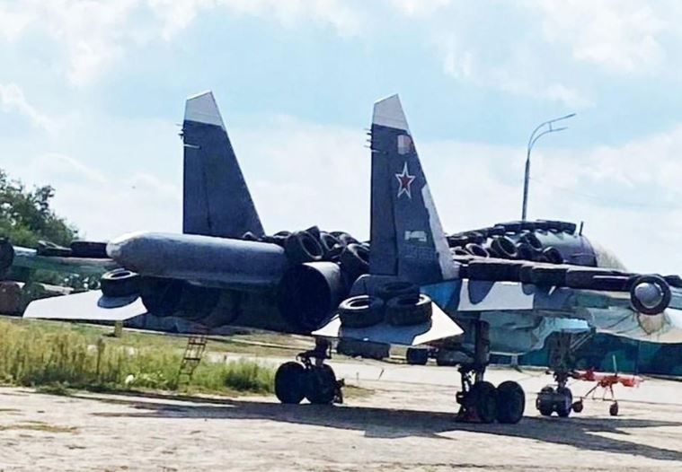 Tiêm kích bom Su-34 được Nga bảo vệ khỏi UAV tự sát bằng lốp ô tô