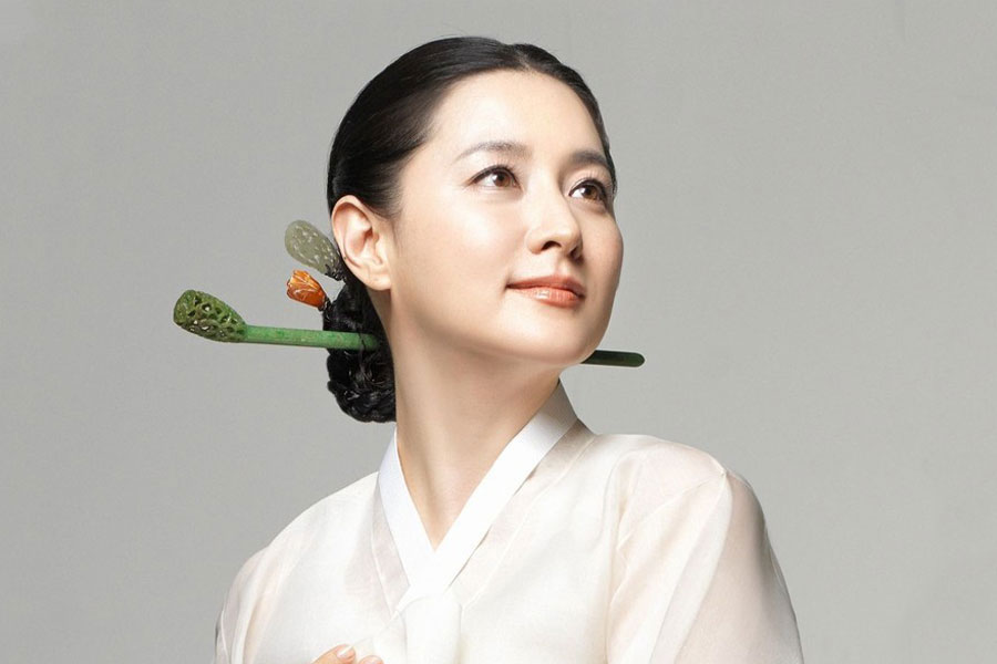 Lee Young Ae bị công chúng Hàn Quốc chỉ trích dữ dội