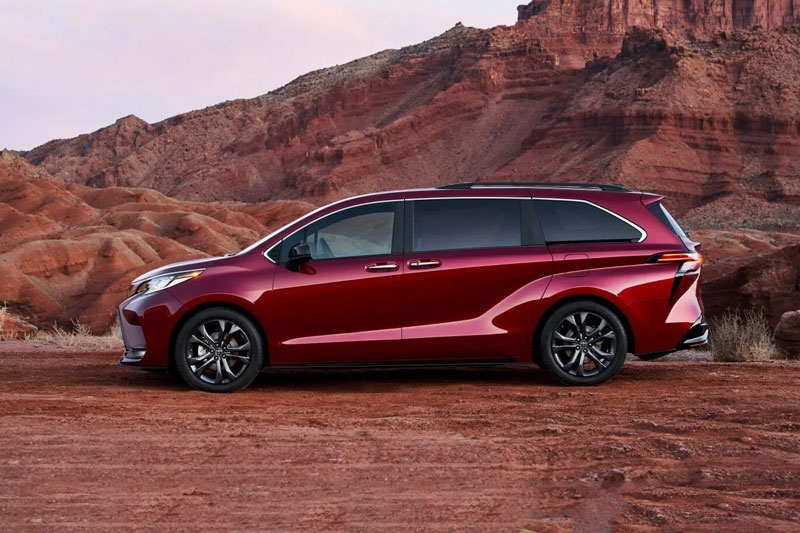 Toyota Sienna 2024 chốt giá gần 900 triệu đồng Tạp chí Doanh nghiệp