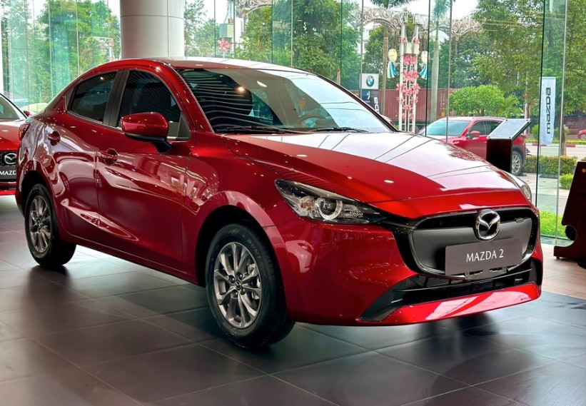 Mazda 2 điều chỉnh giá bán, rẻ hơn Hyundai Grand i10