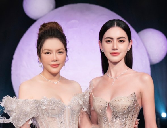 Lý Nhã Kỳ diện váy cưới đọ sắc cùng 'ma Thái' Mai Davika