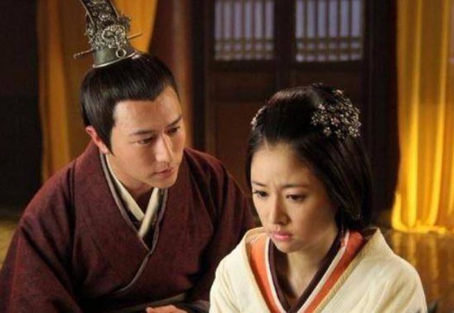 Cách chọn Thái tử lạ lùng nhất trong lịch sử Trung Quốc: Ban cho mỹ nữ ở chung, 1 tháng sau nghiệm thu kết quả