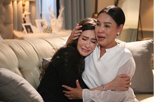 Vừa bê mâm cơm lên mẹ chồng liền hất đổ, tôi cảm kích mang ơn bà cả đời