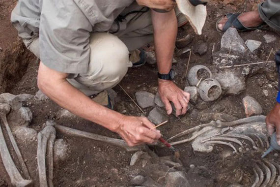 Phát hiện mộ cổ thần bí của “pháp sư báo đốm” 3.000 tuổi