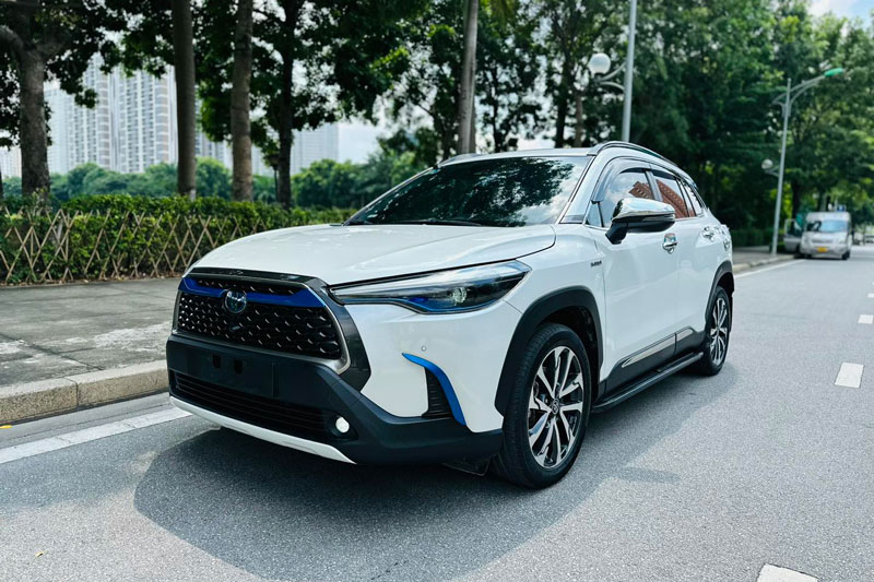 Lăn bánh 3 năm, Toyota Corolla Cross Hybrid ‘lướt’ được rao bán với giá khó tin